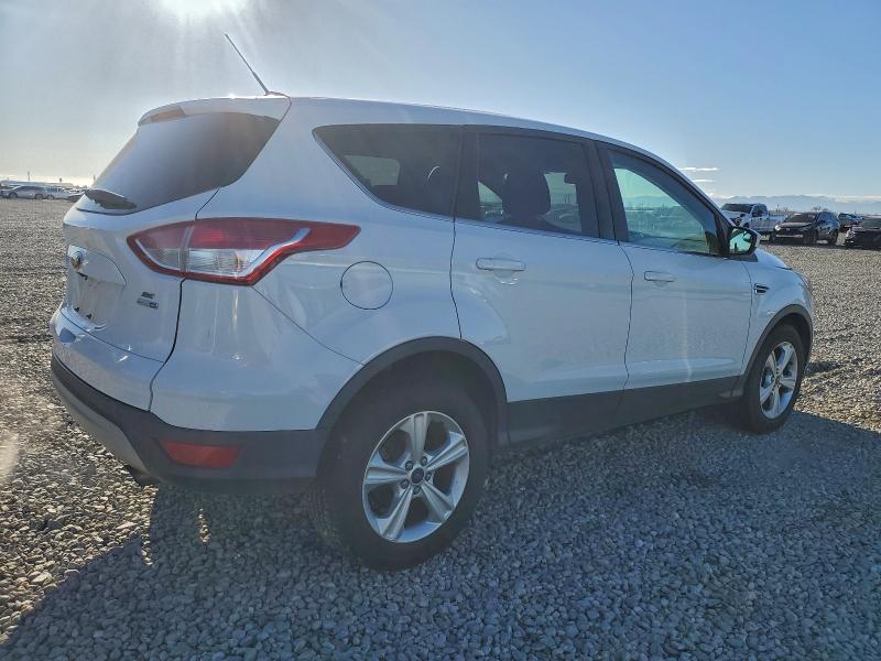 Photo 3 from auction – 2015 FORD ESCAPE SE with VIN 1FMCU9G92FUB08787