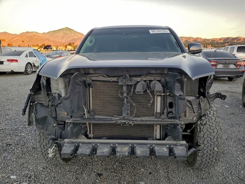 Photo 5 from auction – 2022 TOYOTA TACOMA DOU with VIN 3TYBZ5DN1NT001605