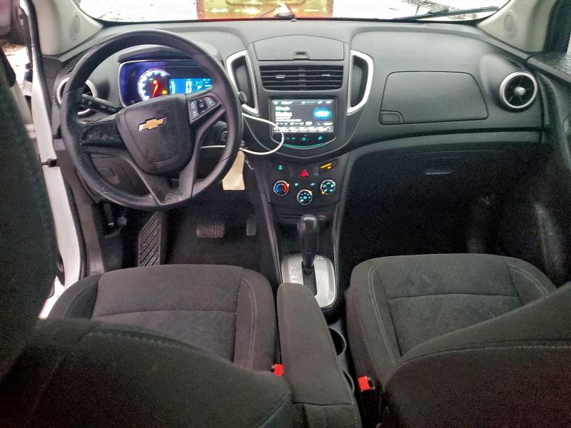 Photo 8 from auction – 2016 CHEVROLET TRAX with VIN KL7CJNSB4GB563876
