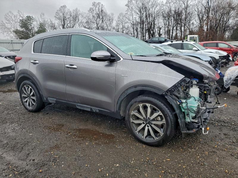 Foto 4 de la subasta – 2018 KIA SPORTAGE E con VIN KNDPNCAC0J7309745