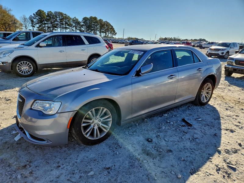 CHRYSLER 300 LIMITE 2016 with VIN 2C3CCAAGXGH343642 - Photo from auction