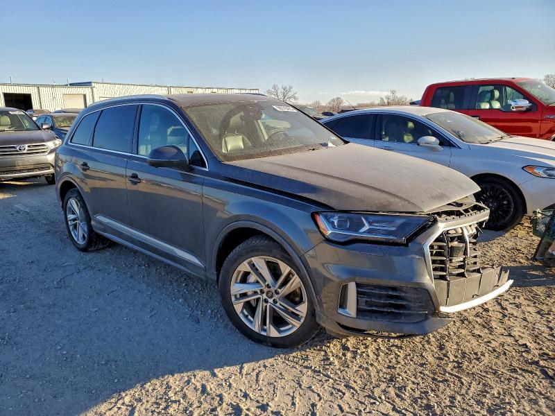 Photo 4 from auction – 2021 AUDI Q7 PREMIUM with VIN WA1LJAF7XMD021435