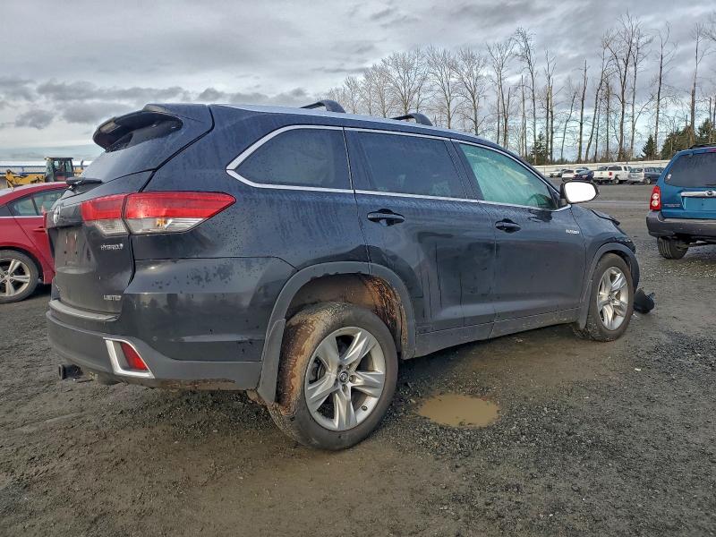 Photo 3 from auction – 2017 TOYOTA HIGHLANDER with VIN 5TDDGRFH4HS034689