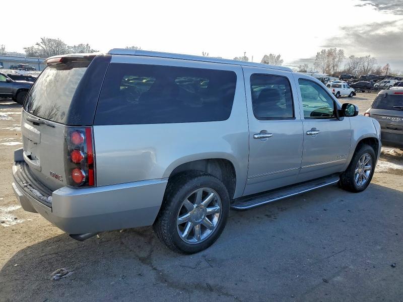 Photo 3 from auction – 2013 GMC YUKON XL D with VIN 1GKS2MEF8DR373249