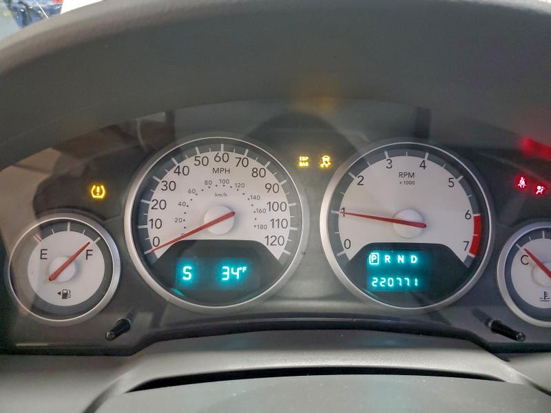 Photo 9 from auction – 2010 DODGE GRAND CARA with VIN 2D4RN5DX8AR145388