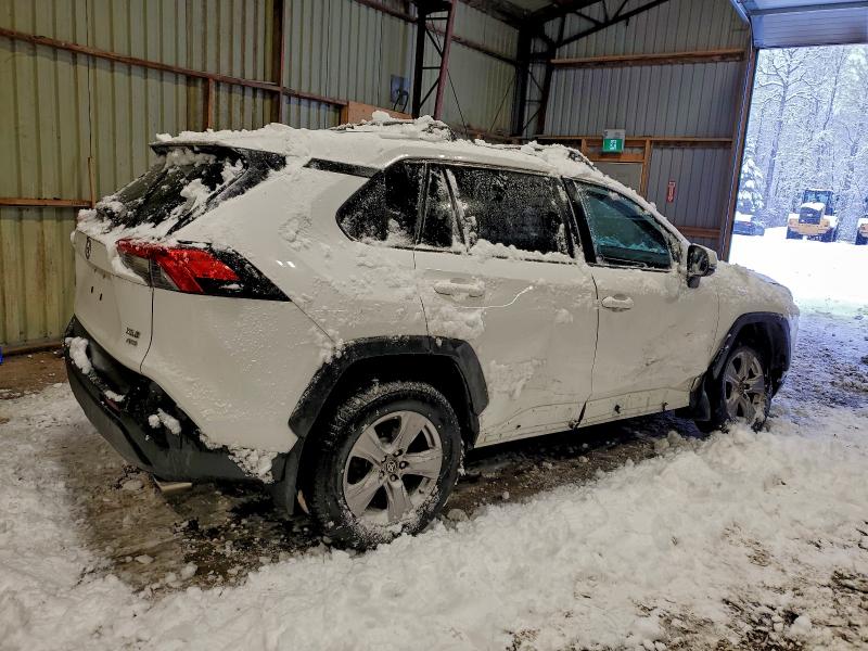 Photo 3 from auction – 2022 TOYOTA RAV4 XLE with VIN 2T3R1RFV9NC316545