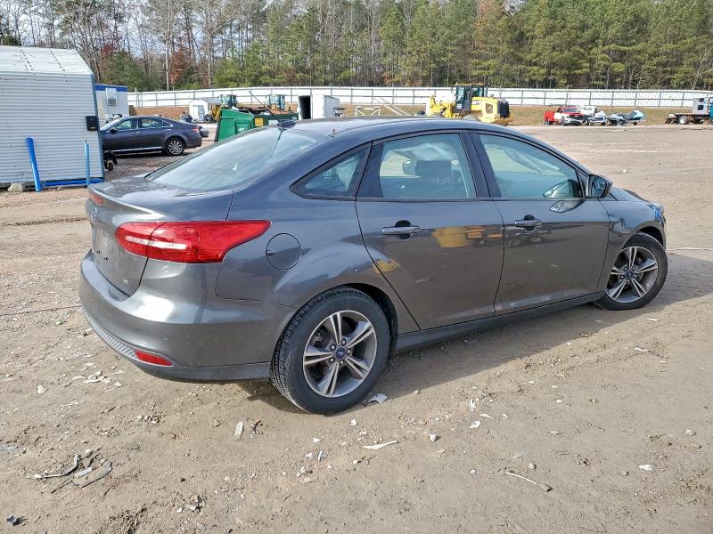Photo 3 from auction – 2018 FORD FOCUS SE with VIN 1FADP3FE2JL221025