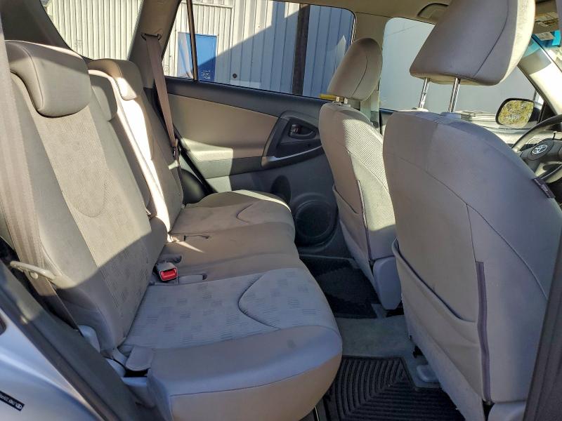 Photo 11 from auction – 2009 TOYOTA RAV4 with VIN JTMBF33V99D018616