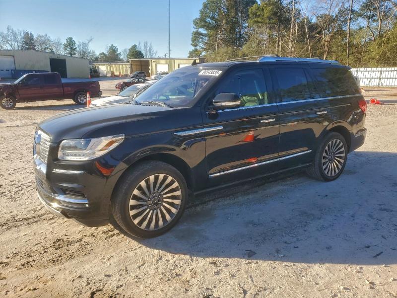 LINCOLN NAVIGATOR 2018 with VIN 5LMJJ2LT5JEL08782 - Photo from auction