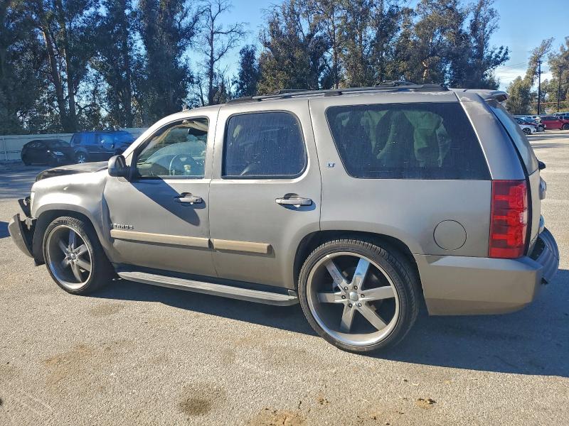 Photo 2 from auction – 2007 CHEVROLET TAHOE with VIN 1GNFC13027J207598