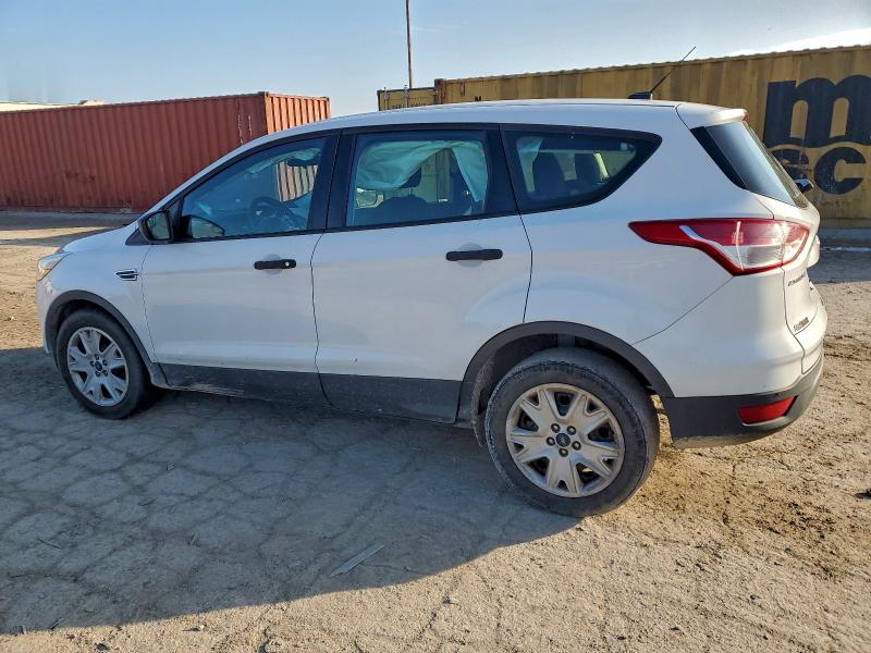Photo 2 from auction – 2015 FORD ESCAPE S with VIN 1FMCU0F70FUB15488