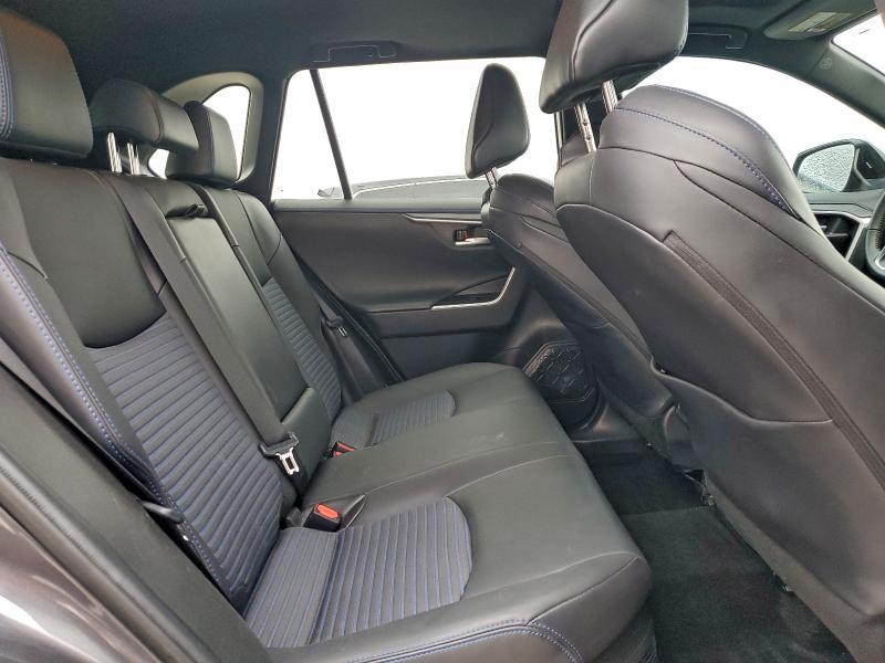 Photo 11 from auction – 2021 TOYOTA RAV4 XSE with VIN 4T3E6RFVXMU040910