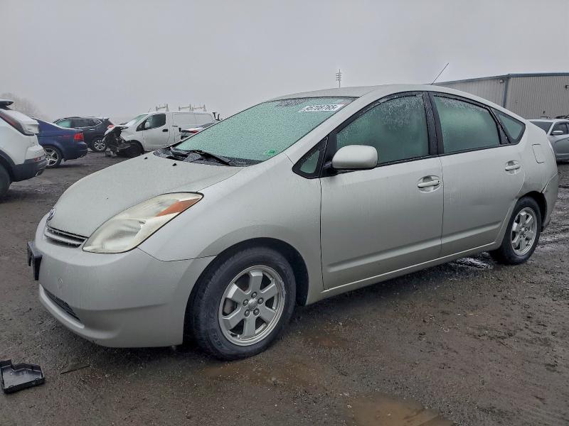 TOYOTA PRIUS 2004 with VIN JTDKB20U240116145 - Photo from auction