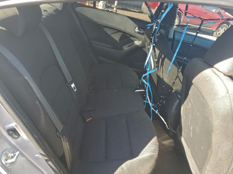Photo 10 from auction – 2016 KIA FORTE LX with VIN KNAFK4A69G5602016