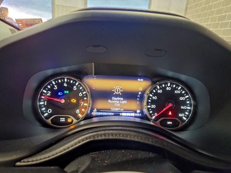 Photo 9 from auction – 2015 JEEP RENEGADE with VIN ZACCJBDT5FPC20571