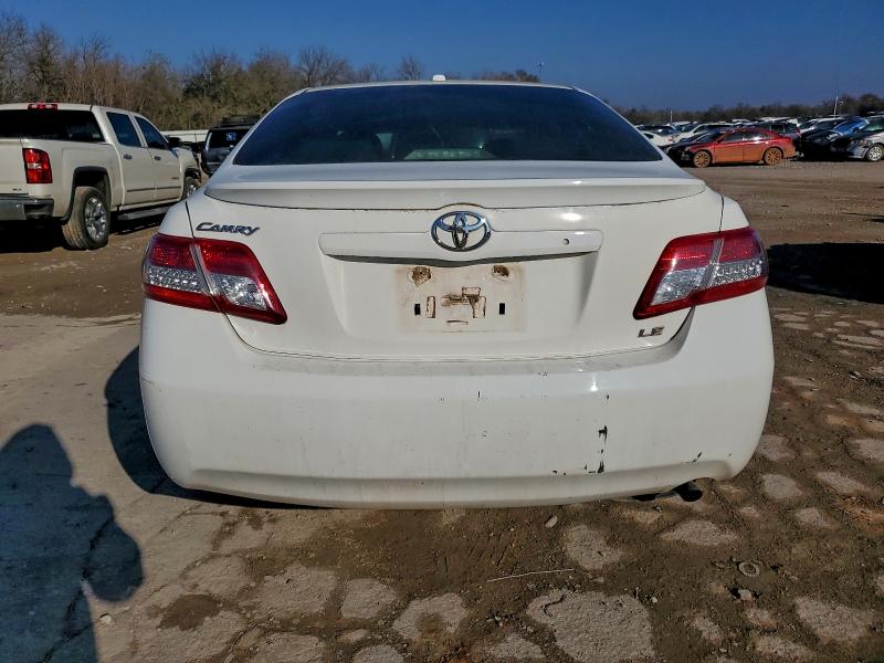 Photo 6 from auction – 2011 TOYOTA CAMRY with VIN 4T4BF3EK3BR208471