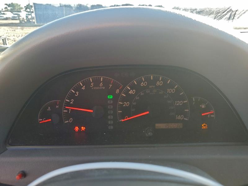 Photo 9 from auction – 2005 TOYOTA CAMRY LE with VIN 4T1BE32K35U634893