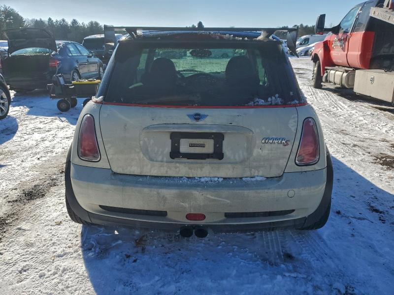 Photo 6 from auction – 2005 MINI COOPER S with VIN WMWRE33415TD91934
