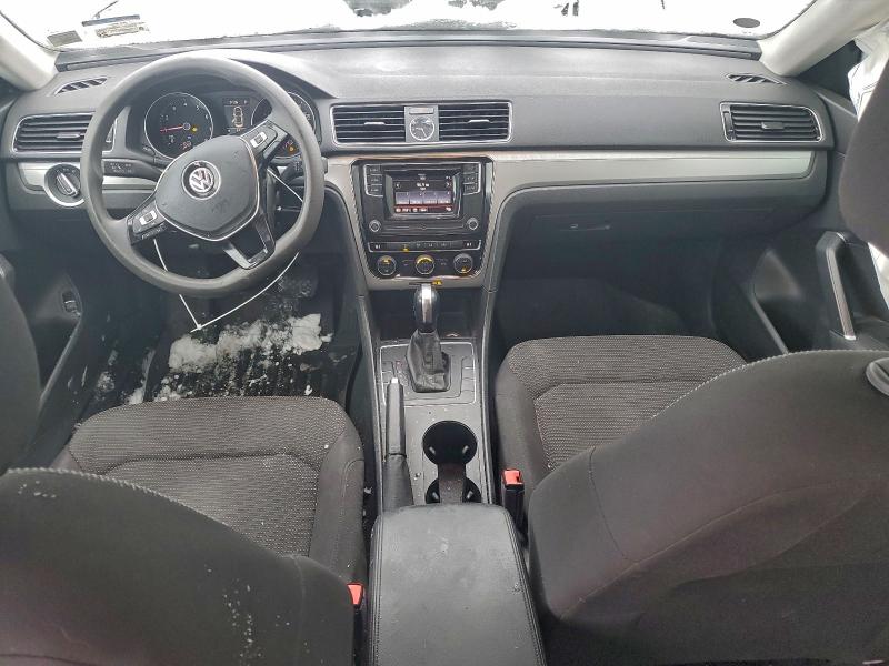 Photo 8 from auction – 2017 VOLKSWAGEN PASSAT S with VIN 1VWAT7A32HC004474