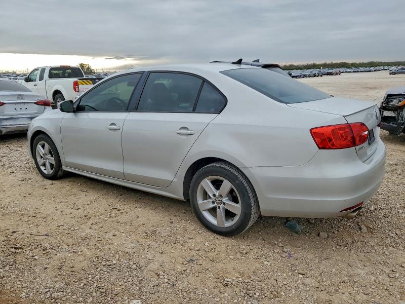 Photo 2 from auction – 2012 VOLKSWAGEN JETTA TDI with VIN 3VWLL7AJ4CM088487