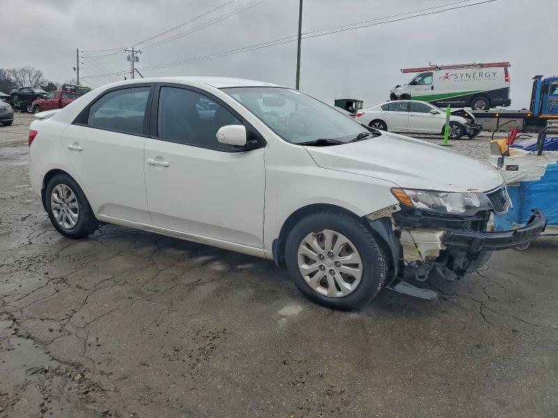 Photo 4 from auction – 2010 KIA FORTE EX with VIN KNAFU4A2XA5262342