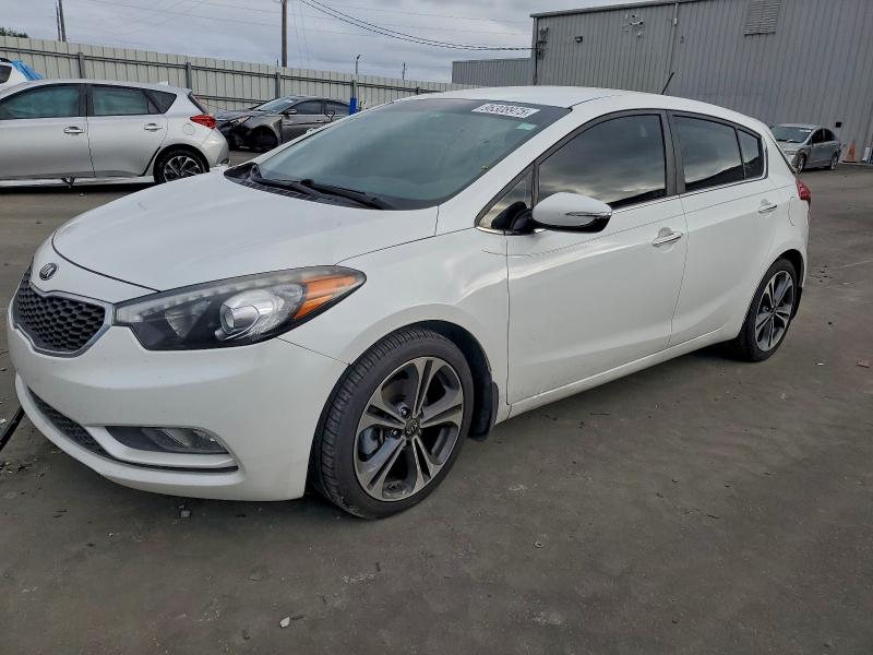 KIA FORTE EX 2016 with VIN KNAFX5A88G5492522 - Photo from auction