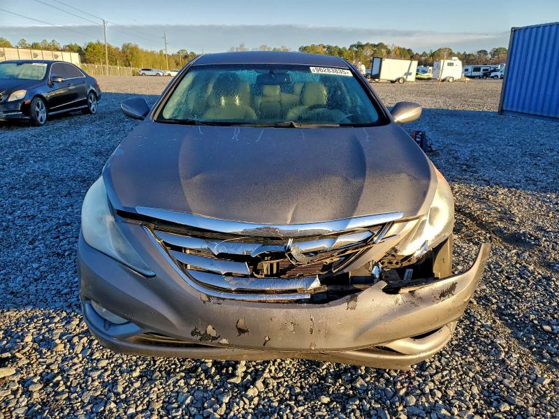 Photo 5 from auction – 2013 HYUNDAI SONATA SE with VIN 5NPEC4AC4DH791932