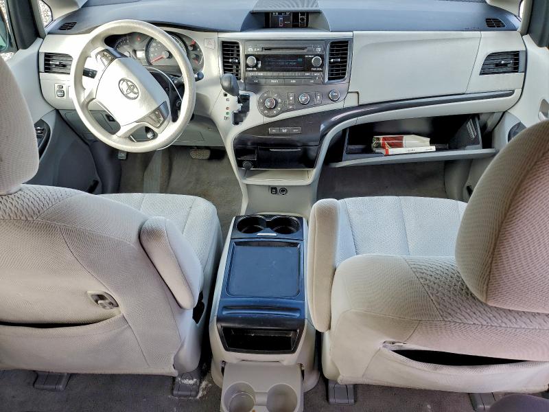 Photo 8 from auction – 2011 TOYOTA SIENNA LE with VIN 5TDKK3DC8BS086294