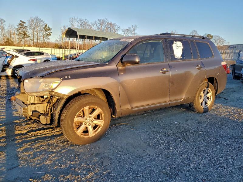 TOYOTA HIGHLANDER 2010 with VIN 5TDZA3EH8AS004087 - Photo from auction