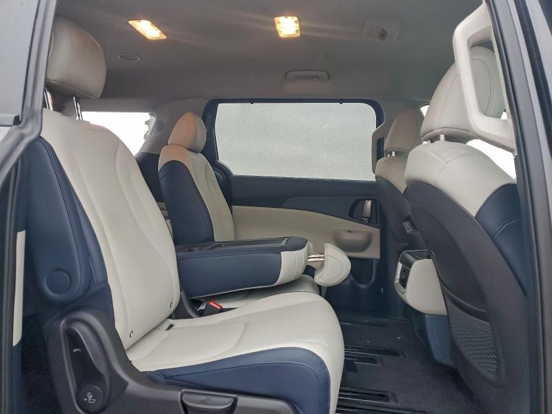Photo 11 from auction – 2026 KIA CARNIVAL with VIN KNDNC5K31T6556904