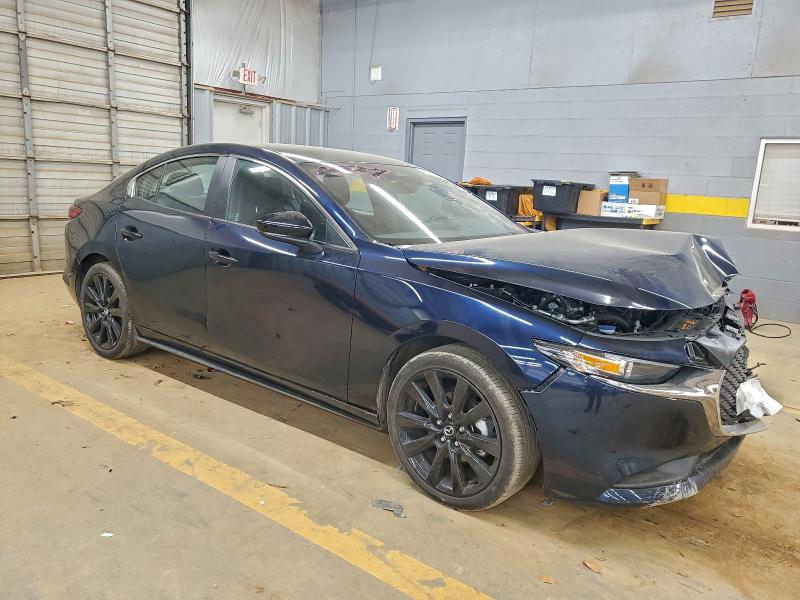 Foto 4 de la subasta – 2025 MAZDA 3 SELECT S con VIN JM1BPABM6S1774373