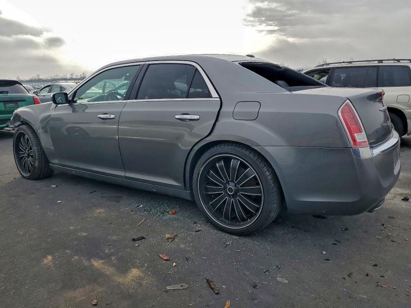 Photo 2 from auction – 2012 CHRYSLER 300 LIMITE with VIN 2C3CCACG1CH216205