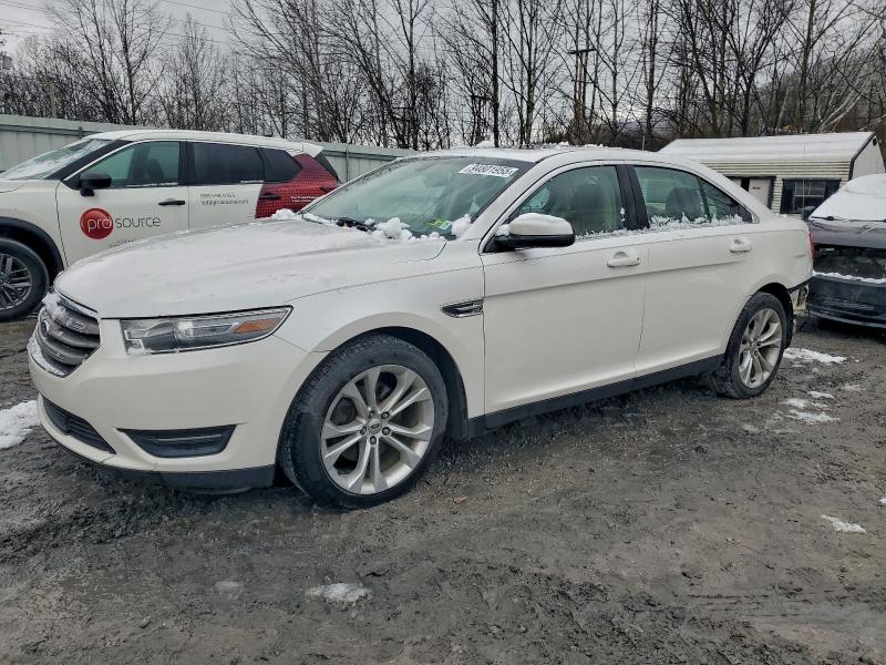 FORD TAURUS SEL 2013 with VIN 1FAHP2E88DG157397 - Photo from auction