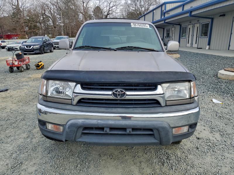 Photo 5 from auction – 2002 TOYOTA 4RUNNER SR with VIN JT3GN86R820236794