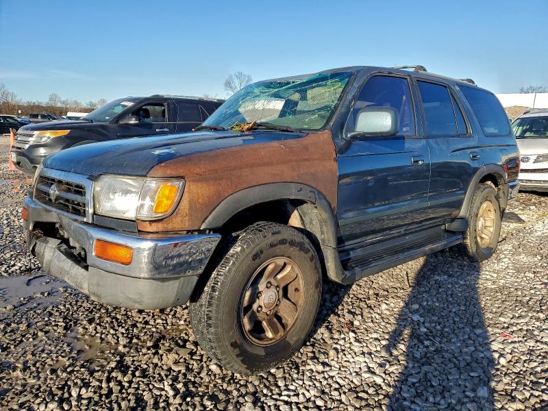 TOYOTA 4RUNNER SR 1998 with VIN JT3GN86R2W0070651 - Photo from auction