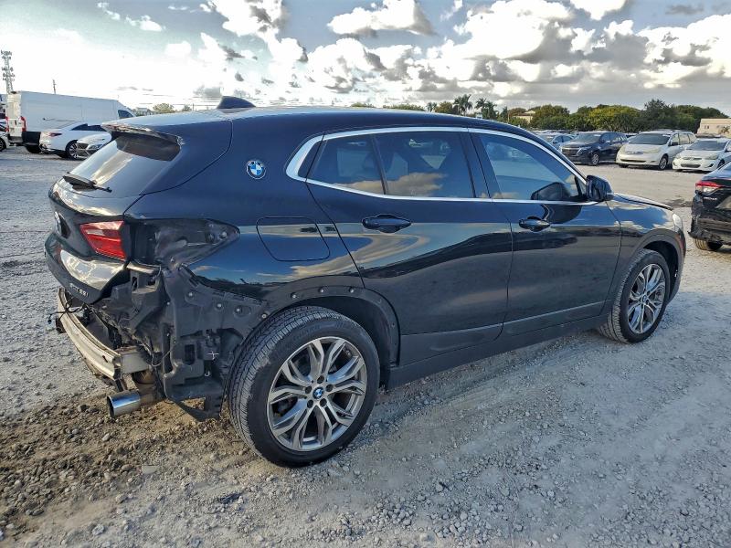 Photo 3 from auction – 2018 BMW X2 with VIN WBXYJ3C32JEJ84002