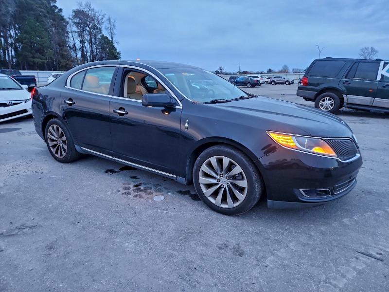 Photo 4 from auction – 2014 LINCOLN MKS with VIN 1LNHL9DKXEG610024
