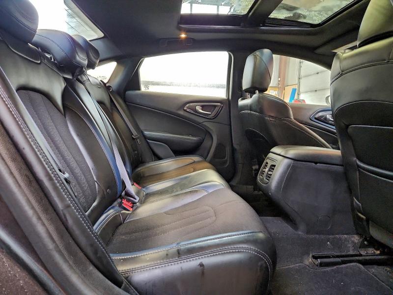 Photo 10 from auction – 2016 CHRYSLER 200 S with VIN 1C3CCCBG3GN193553