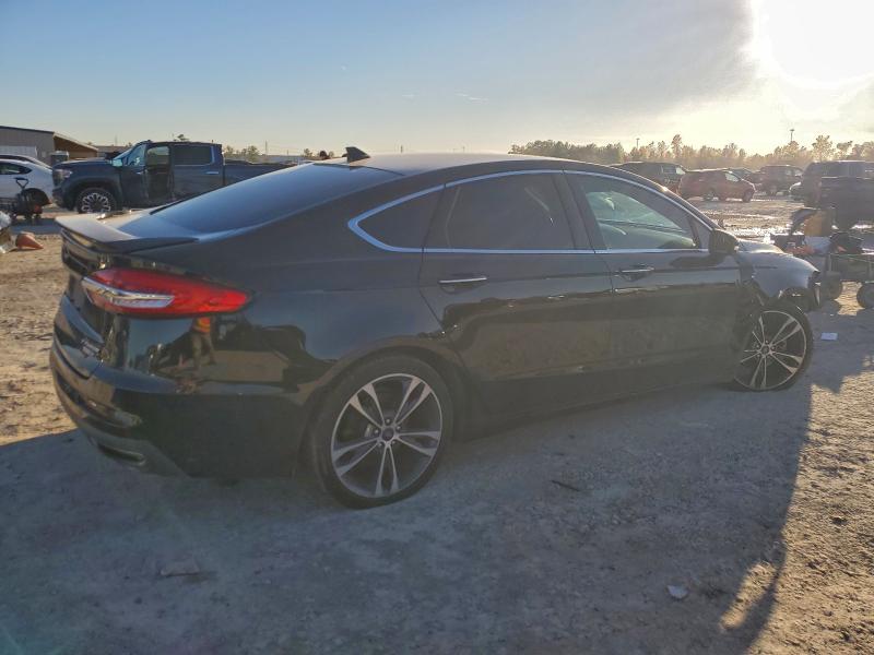 Photo 3 from auction – 2019 FORD FUSION with VIN 3FA6P0D91KR105511