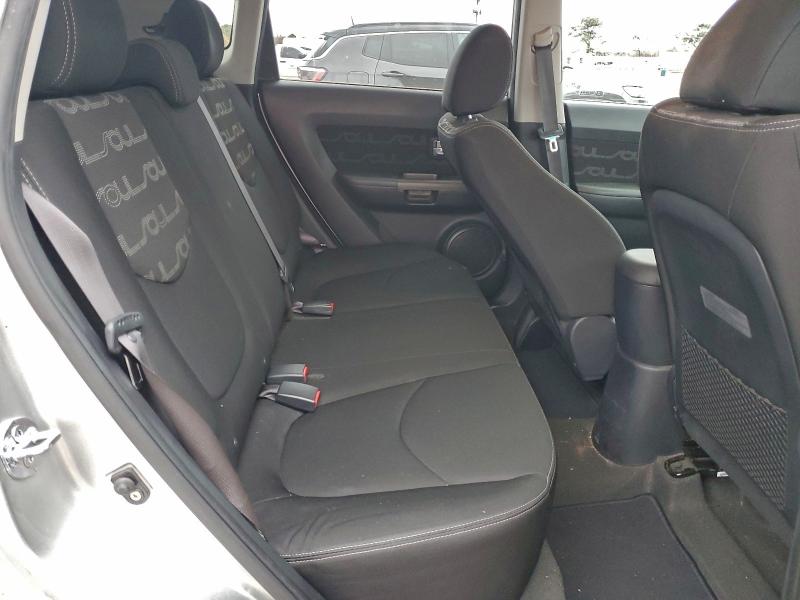 Снимка 10 от търг – 2012 KIA SOUL + с VIN KNDJT2A68C7408932