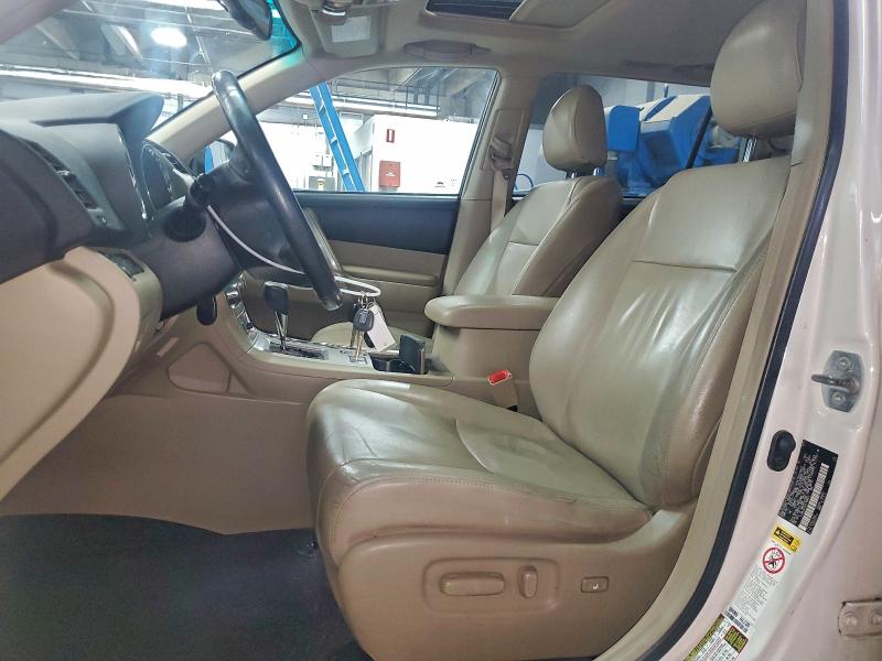 Photo 7 from auction – 2012 TOYOTA HIGHLANDER with VIN 5TDBK3EH5CS109574
