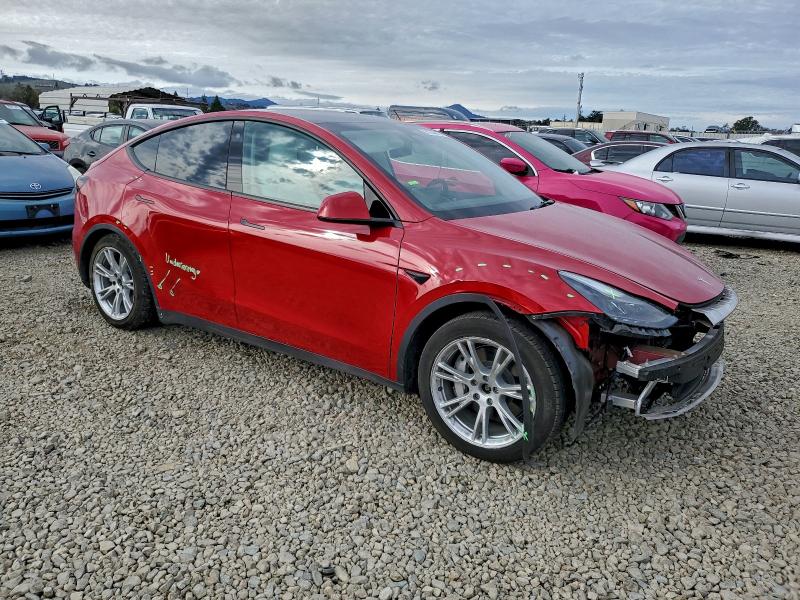 Photo 4 from auction – 2021 TESLA MODEL Y with VIN 5YJYGDEE4MF273928
