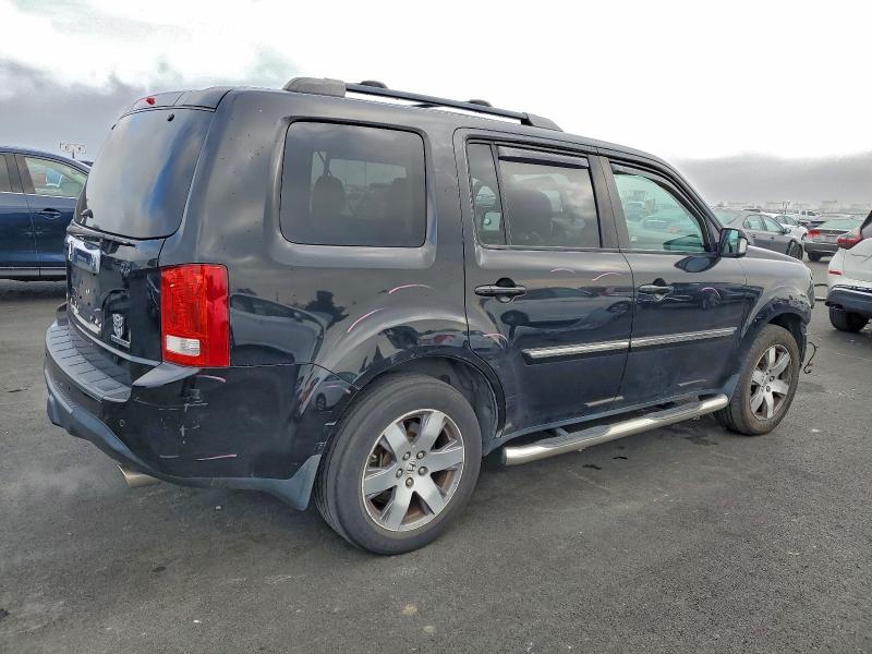 Photo 3 from auction – 2015 HONDA PILOT TOUR with VIN 5FNYF3H93FB001417