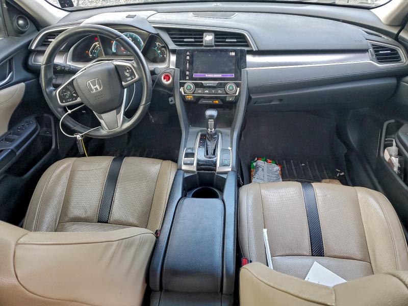 Photo 8 from auction – 2016 HONDA CIVIC TOUR with VIN 2HGFC1F93GH656794