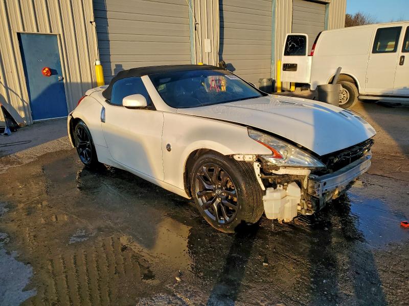 Photo 4 from auction – 2017 NISSAN 370Z with VIN JN1AZ4FH9HM940349