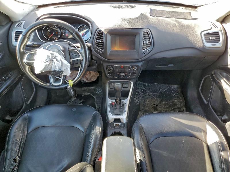 Photo 8 from auction – 2019 JEEP COMPASS LA with VIN 3C4NJCBB1KT746191