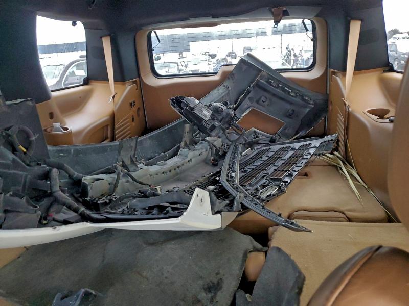 Photo 10 from auction – 2017 CADILLAC ESCALADE with VIN 1GYS4DKJ5HR296676