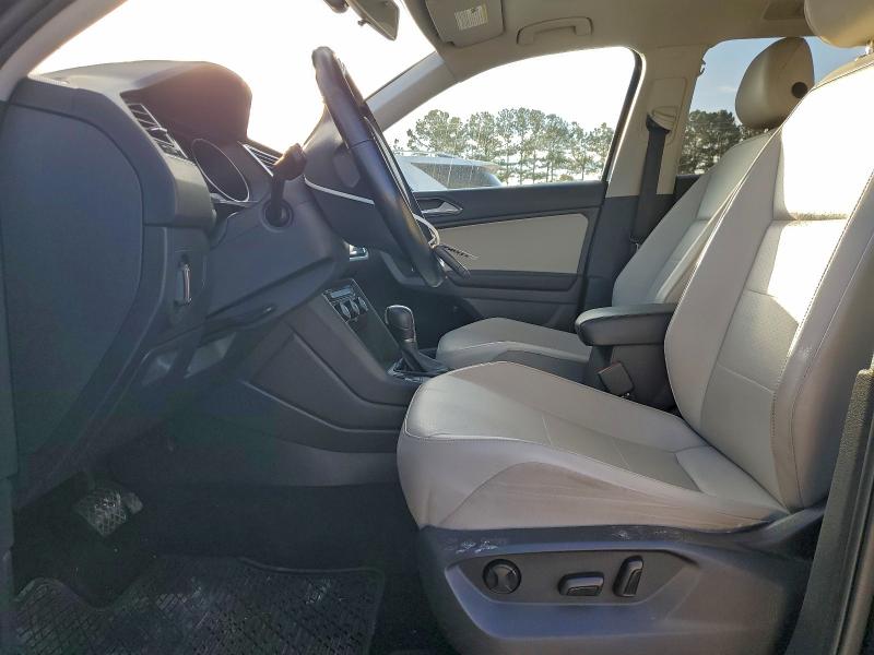 Photo 7 from auction – 2018 VOLKSWAGEN TIGUAN with VIN 3VV3B7AX8JM020122