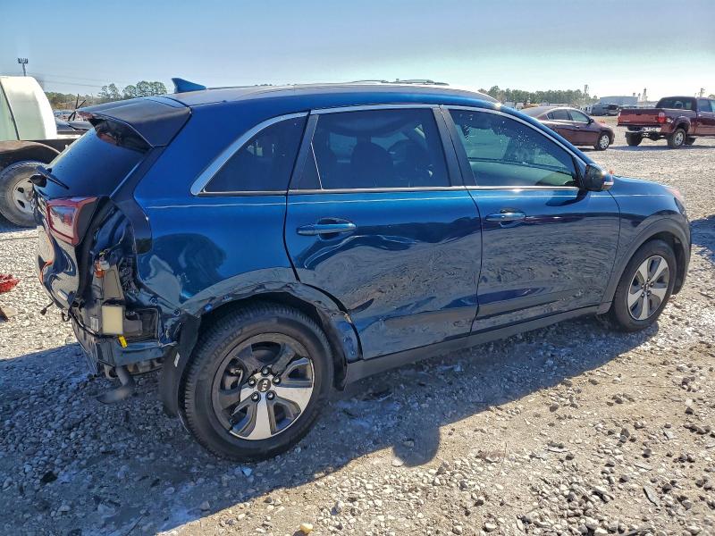 Photo 3 from auction – 2018 KIA NIRO TOURI with VIN KNDCE3LC4J5177466