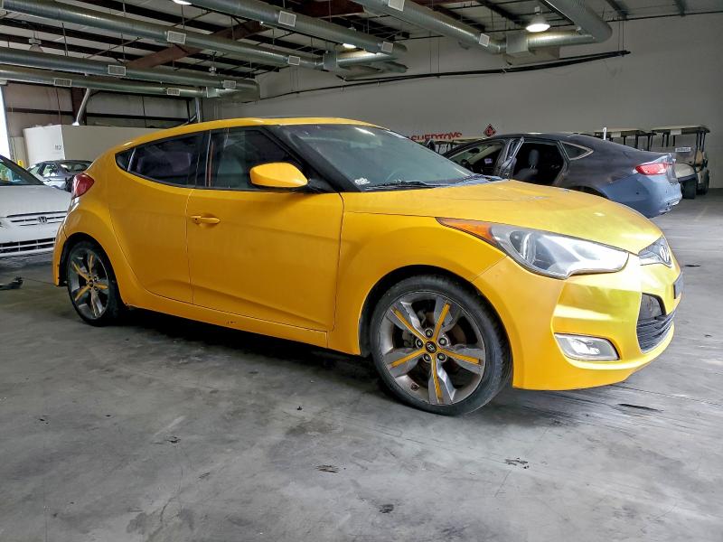 Photo 4 from auction – 2012 HYUNDAI VELOSTER with VIN KMHTC6AD2CU025158